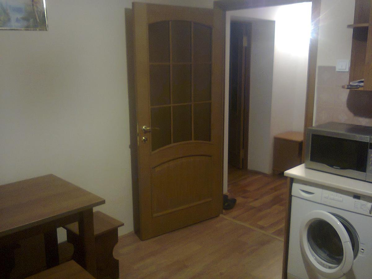 Apartment With Balcony Lviv Exterior foto